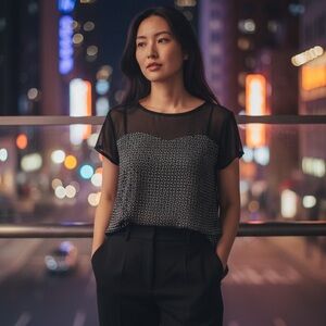 WHITE HOUSE BLACK MARKET Blouse Top XS Black Pattern Evening Cap Sleeve party